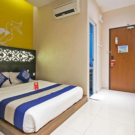 Sri Enstek Hotel Klia, Klia 2 & F1 Sepang Zewnętrze zdjęcie