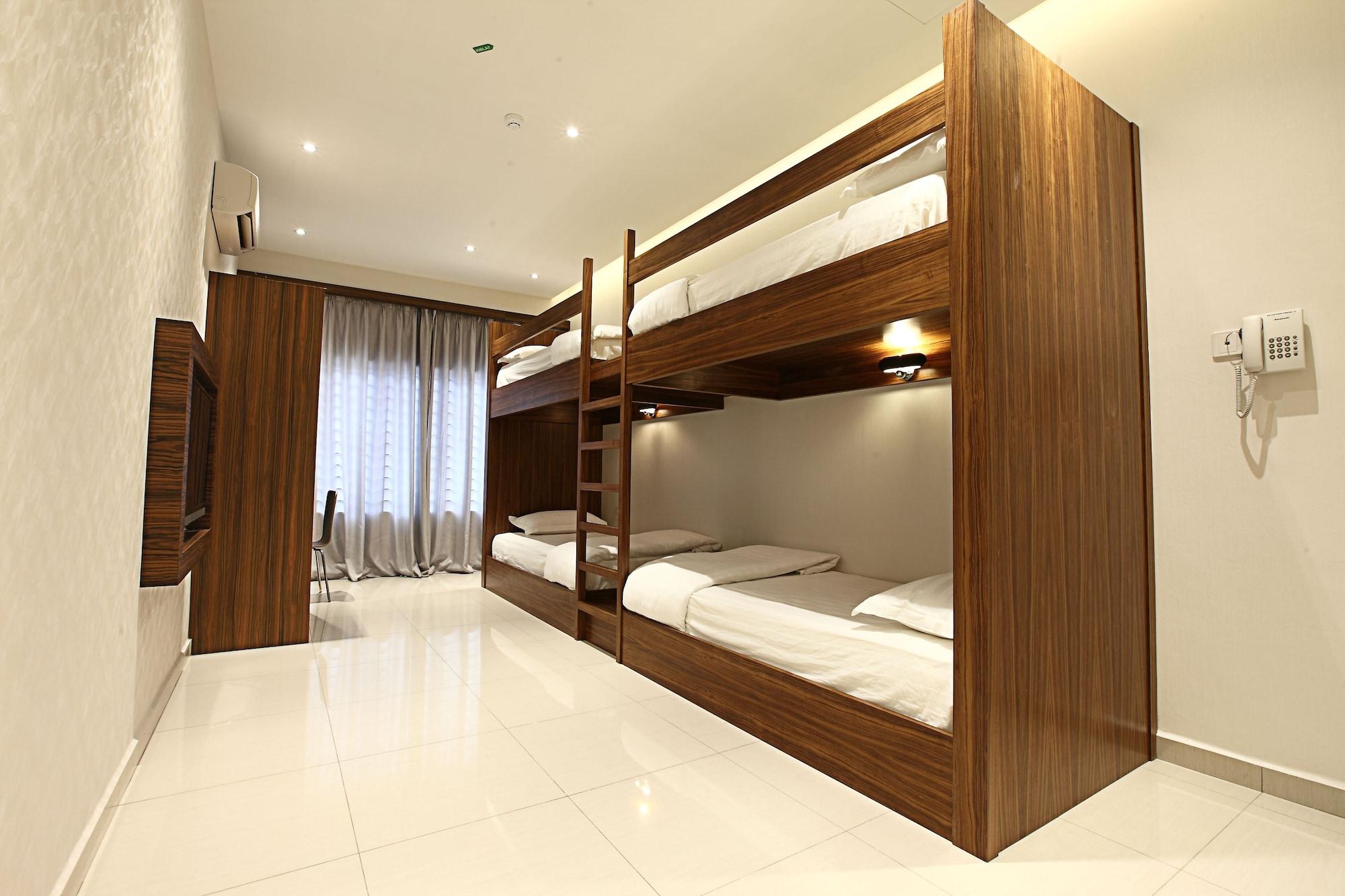 Sri Enstek Hotel Klia, Klia 2 & F1 Sepang Zewnętrze zdjęcie