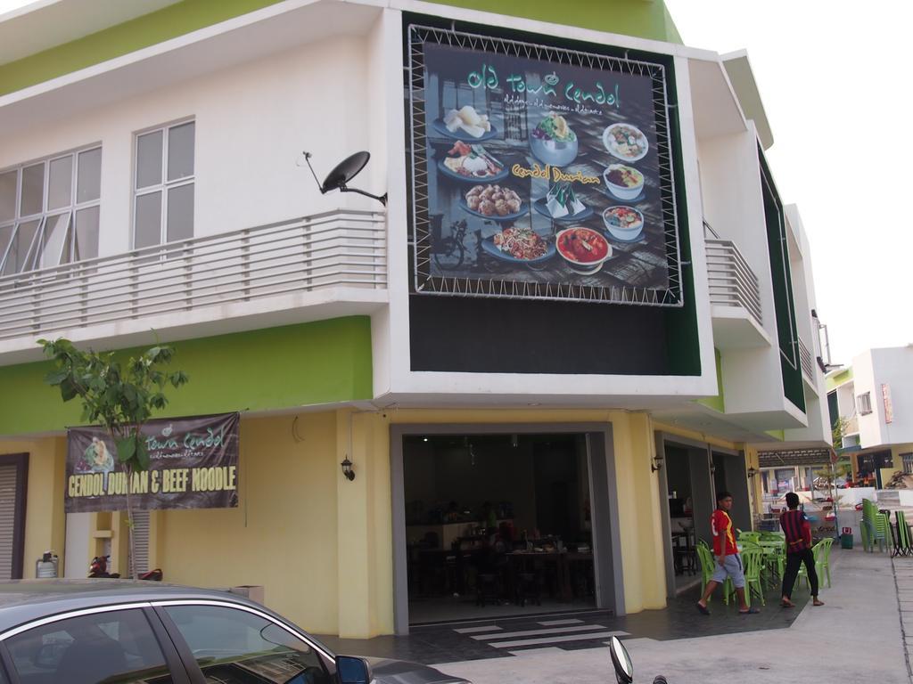 Sri Enstek Hotel Klia, Klia 2 & F1 Sepang Zewnętrze zdjęcie