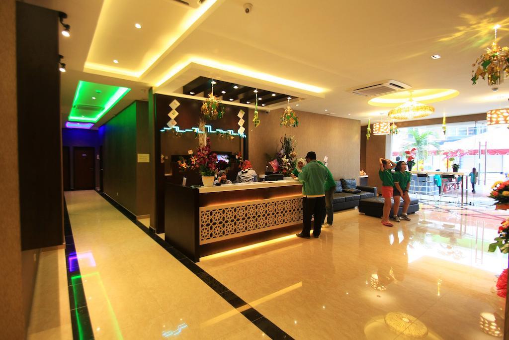 Sri Enstek Hotel Klia, Klia 2 & F1 Sepang Zewnętrze zdjęcie