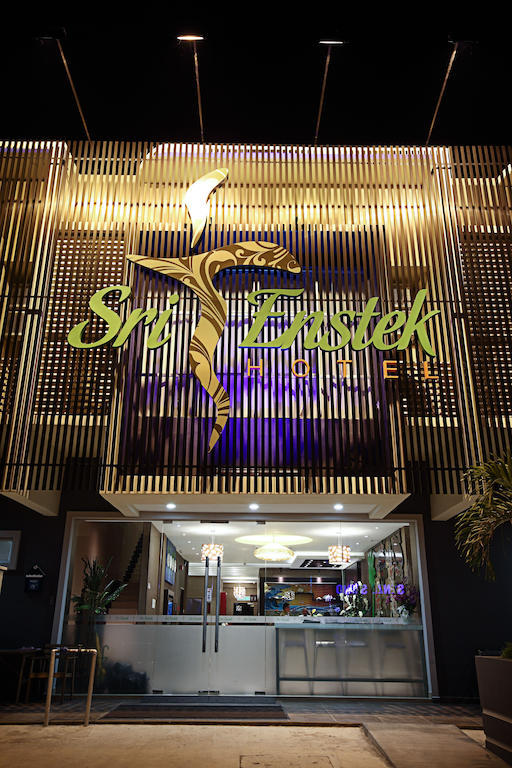 Sri Enstek Hotel Klia, Klia 2 & F1 Sepang Zewnętrze zdjęcie