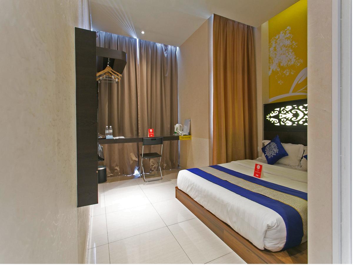 Sri Enstek Hotel Klia, Klia 2 & F1 Sepang Zewnętrze zdjęcie