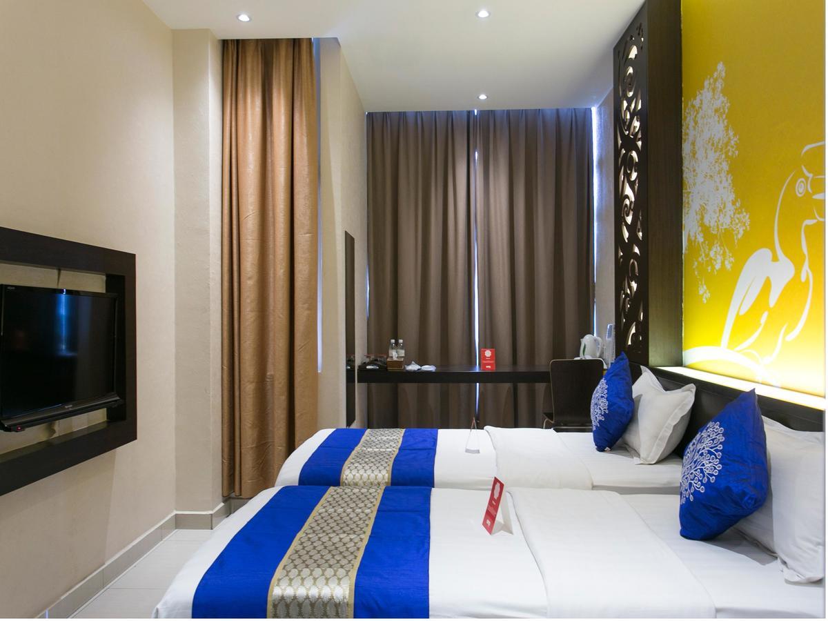 Sri Enstek Hotel Klia, Klia 2 & F1 Sepang Zewnętrze zdjęcie