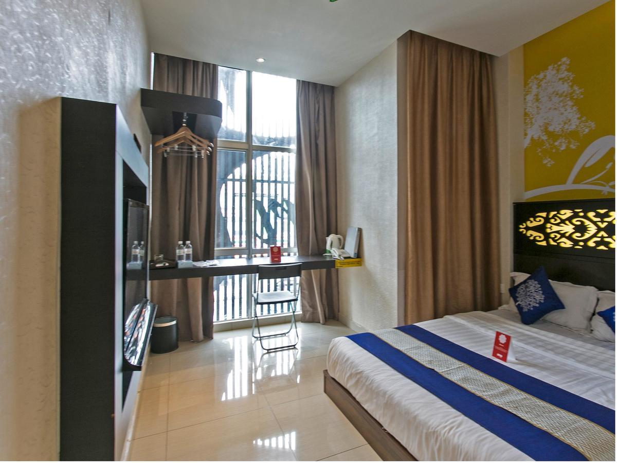 Sri Enstek Hotel Klia, Klia 2 & F1 Sepang Zewnętrze zdjęcie