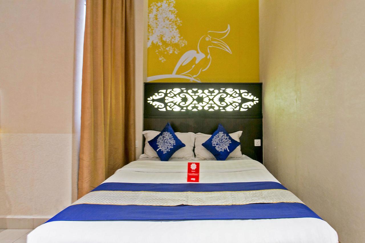 Sri Enstek Hotel Klia, Klia 2 & F1 Sepang Zewnętrze zdjęcie