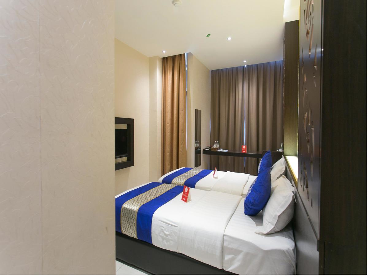 Sri Enstek Hotel Klia, Klia 2 & F1 Sepang Zewnętrze zdjęcie